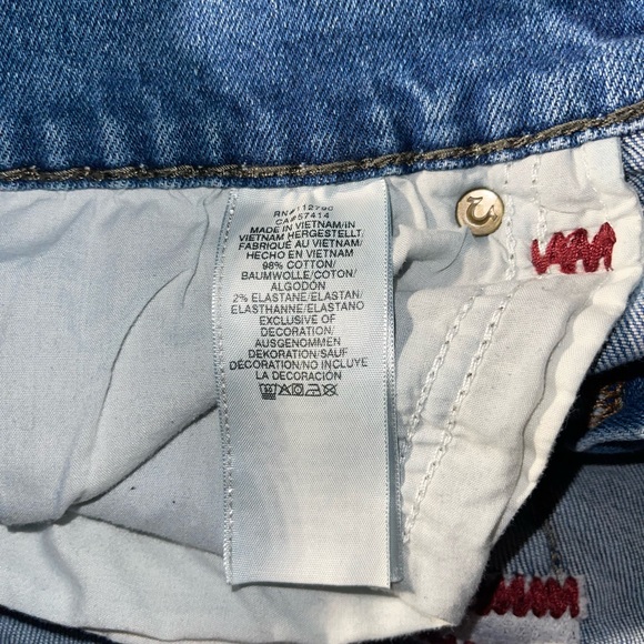 True Religion Rickys - Picture 6 of 10